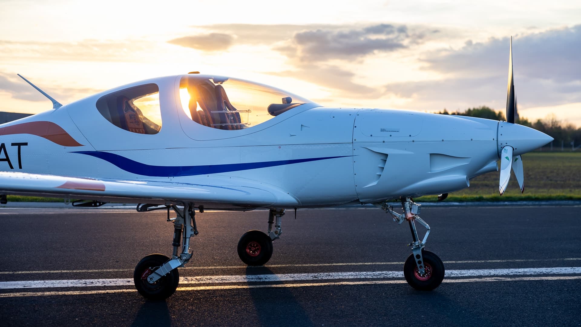 AT-5 Image